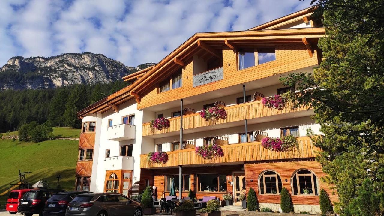 Guesthouse Rungg باديا المظهر الخارجي الصورة