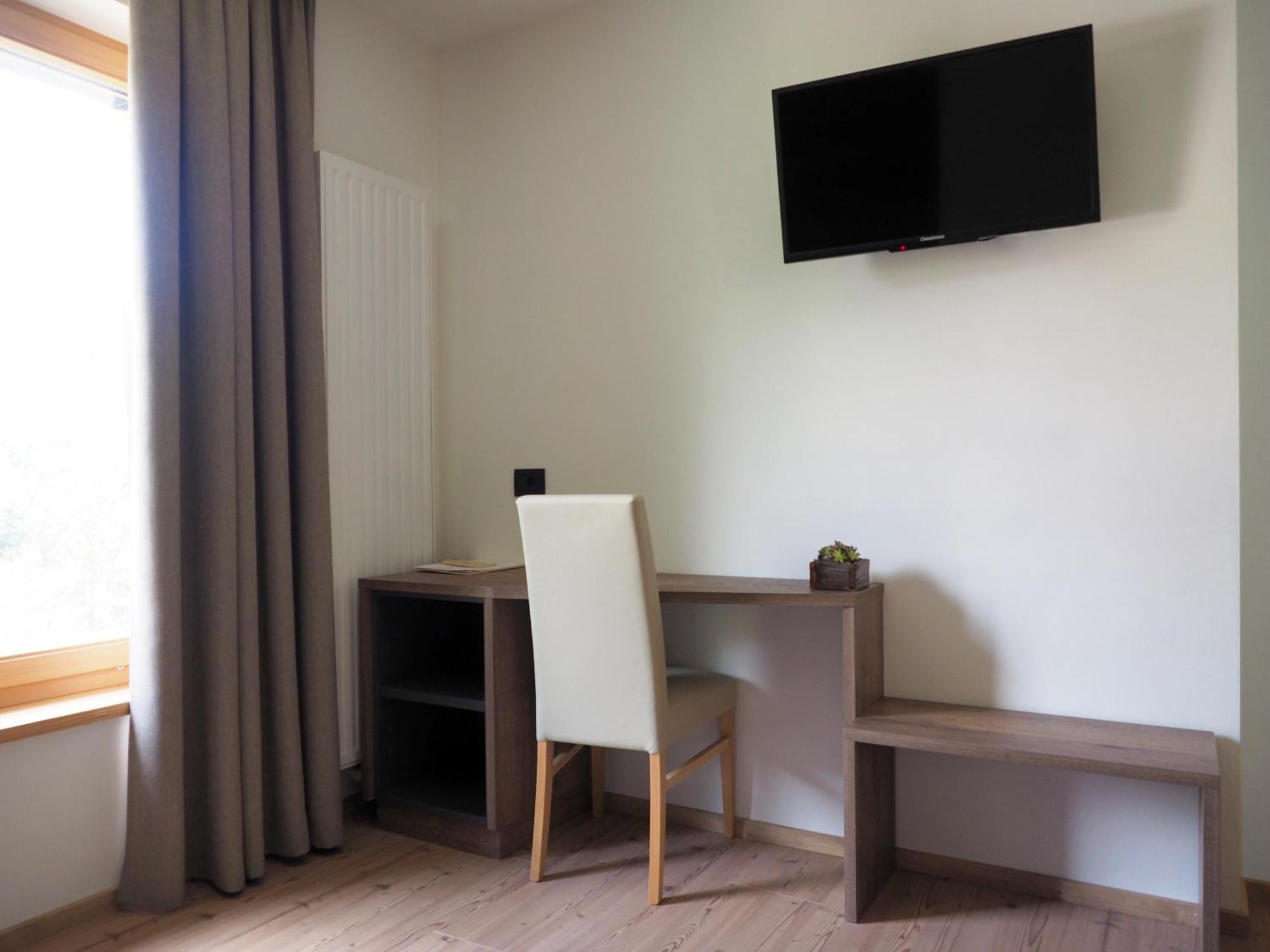 Guesthouse Rungg باديا المظهر الخارجي الصورة
