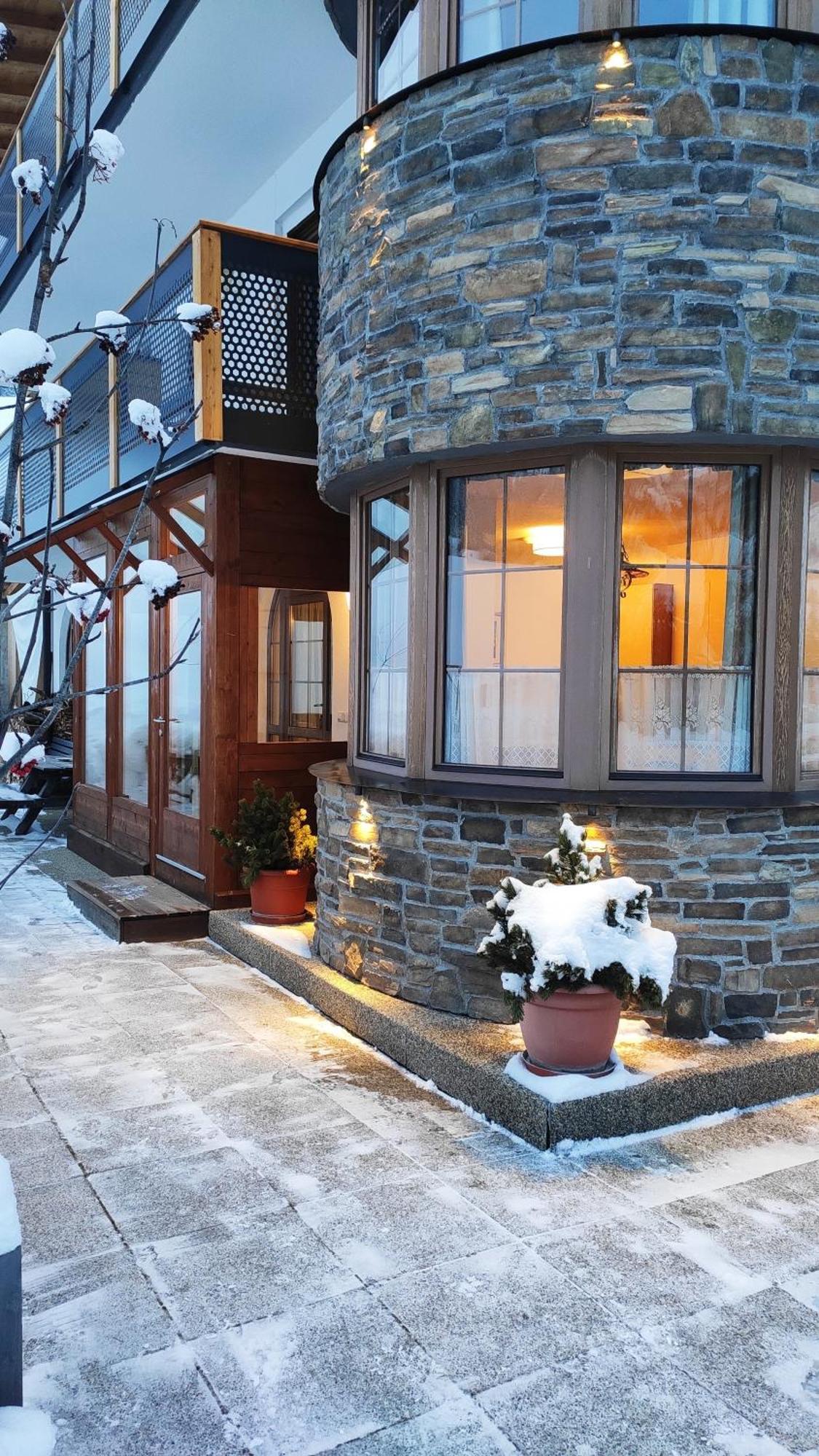Guesthouse Rungg باديا المظهر الخارجي الصورة